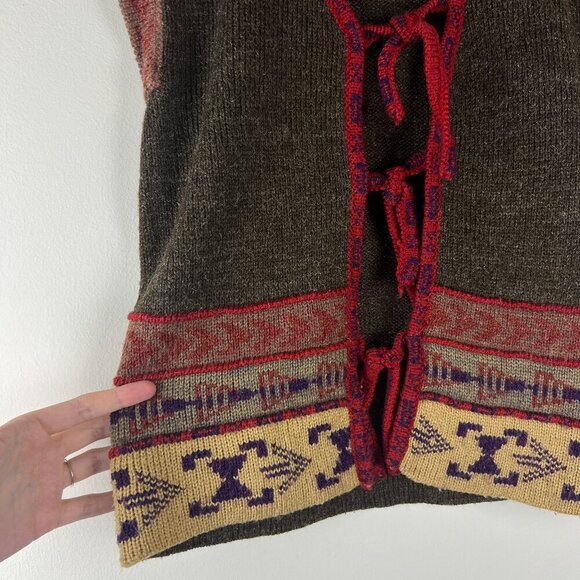 Huk-A-Poo Vintage 70s Acrylic Knit Tie Front Sweater Vest - Picture 2 of 4